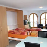 Апартаменты Chateau *