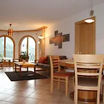 Апартаменты Chateau *