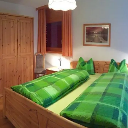 Chateau Apartment *